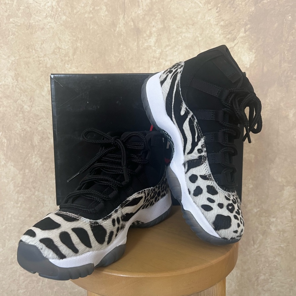 Wmns Air Jordan 11 Retro
